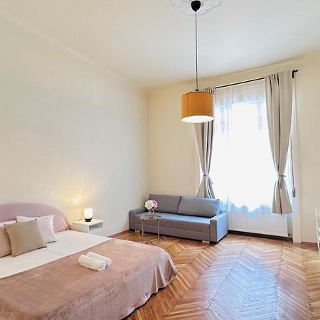 Hogyes Endre Apartment Budapest Bagian luar foto