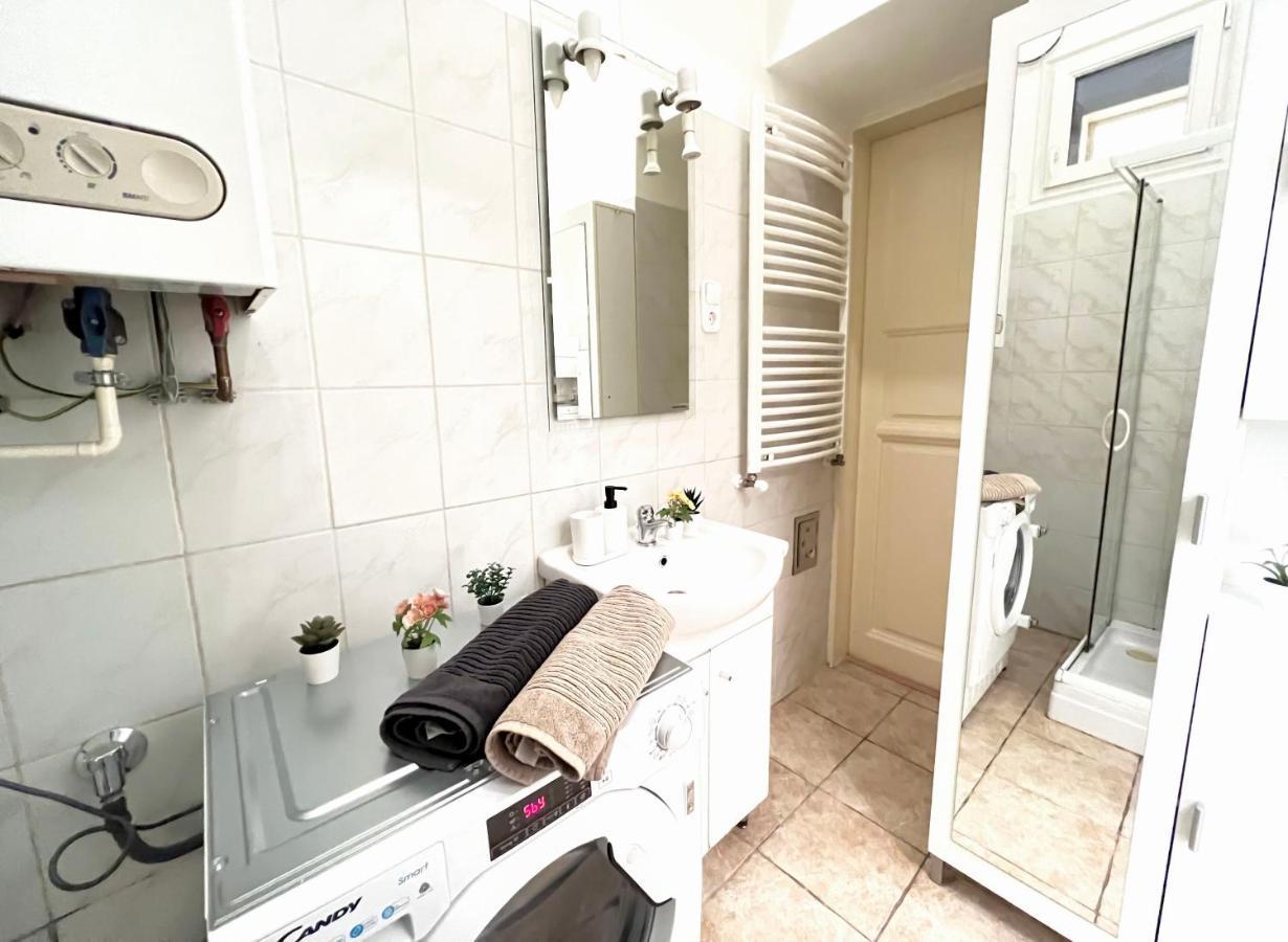 Hogyes Endre Apartment Budapest Bagian luar foto