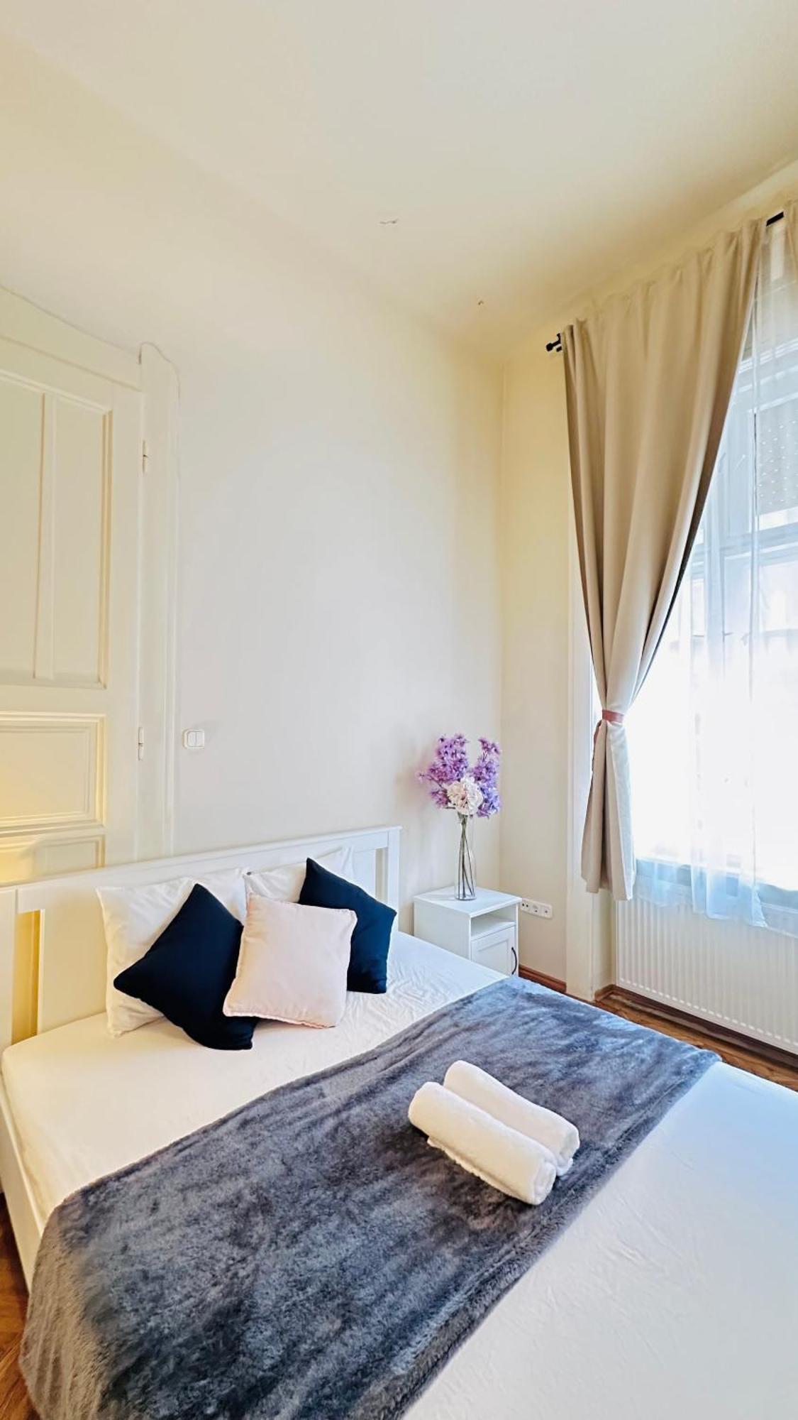 Hogyes Endre Apartment Budapest Bagian luar foto